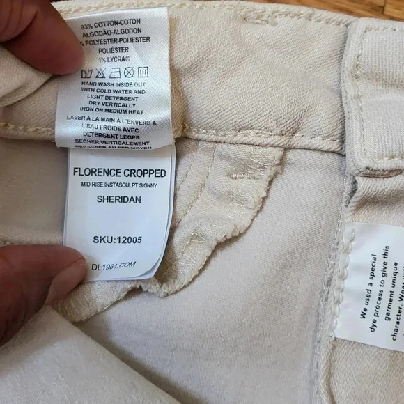 DL1961 Florence Cropped Mid Rise Instasculpt Skinny Tuxedo Jeans(25) - Picture 10 of 11